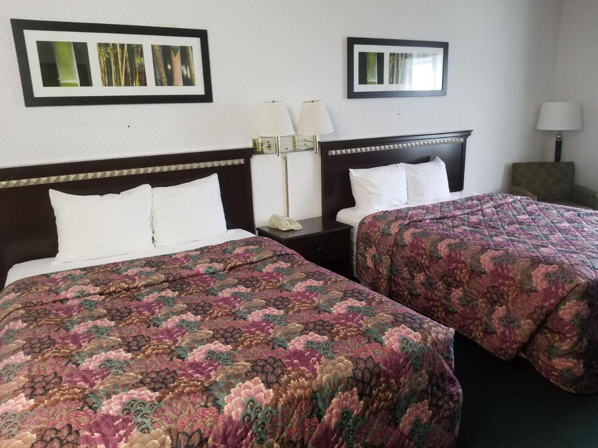 Rodeway Inn Urbana Champaign University Area Экстерьер фото
