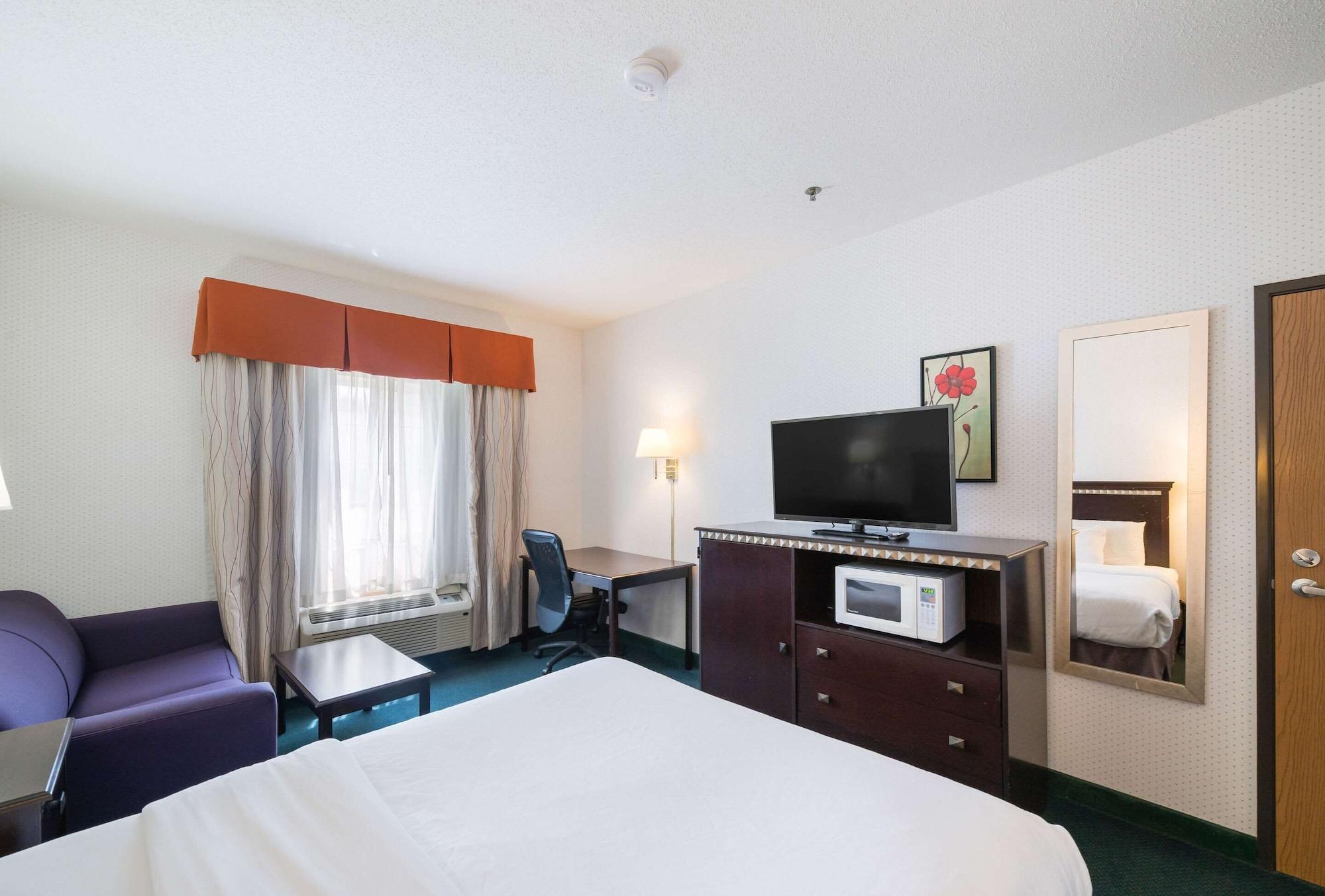 Rodeway Inn Urbana Champaign University Area Экстерьер фото