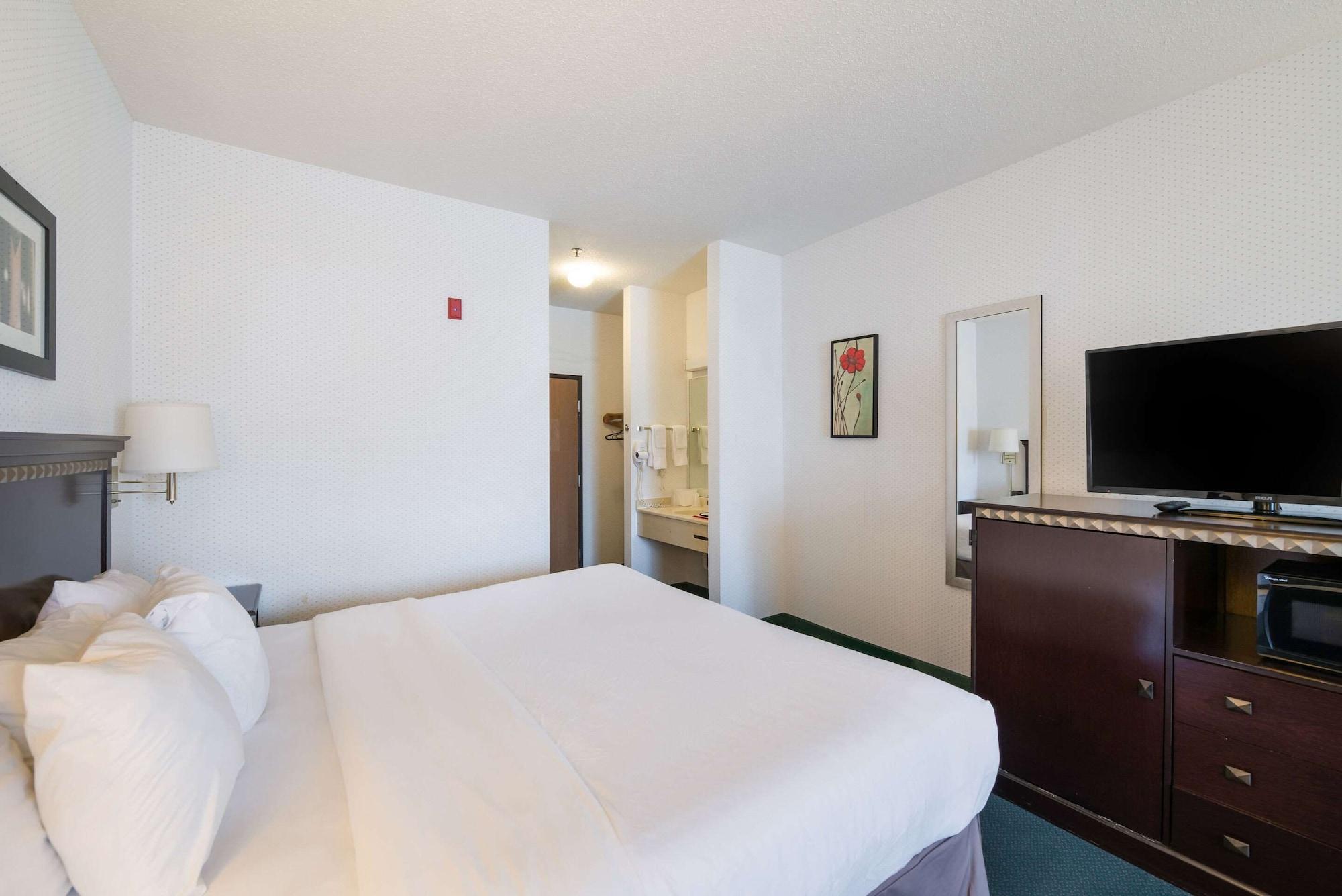 Rodeway Inn Urbana Champaign University Area Экстерьер фото
