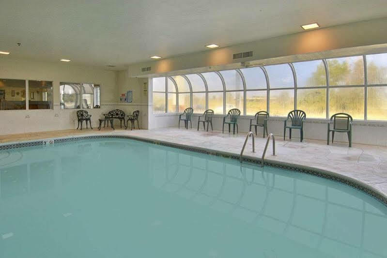 Rodeway Inn Urbana Champaign University Area Экстерьер фото